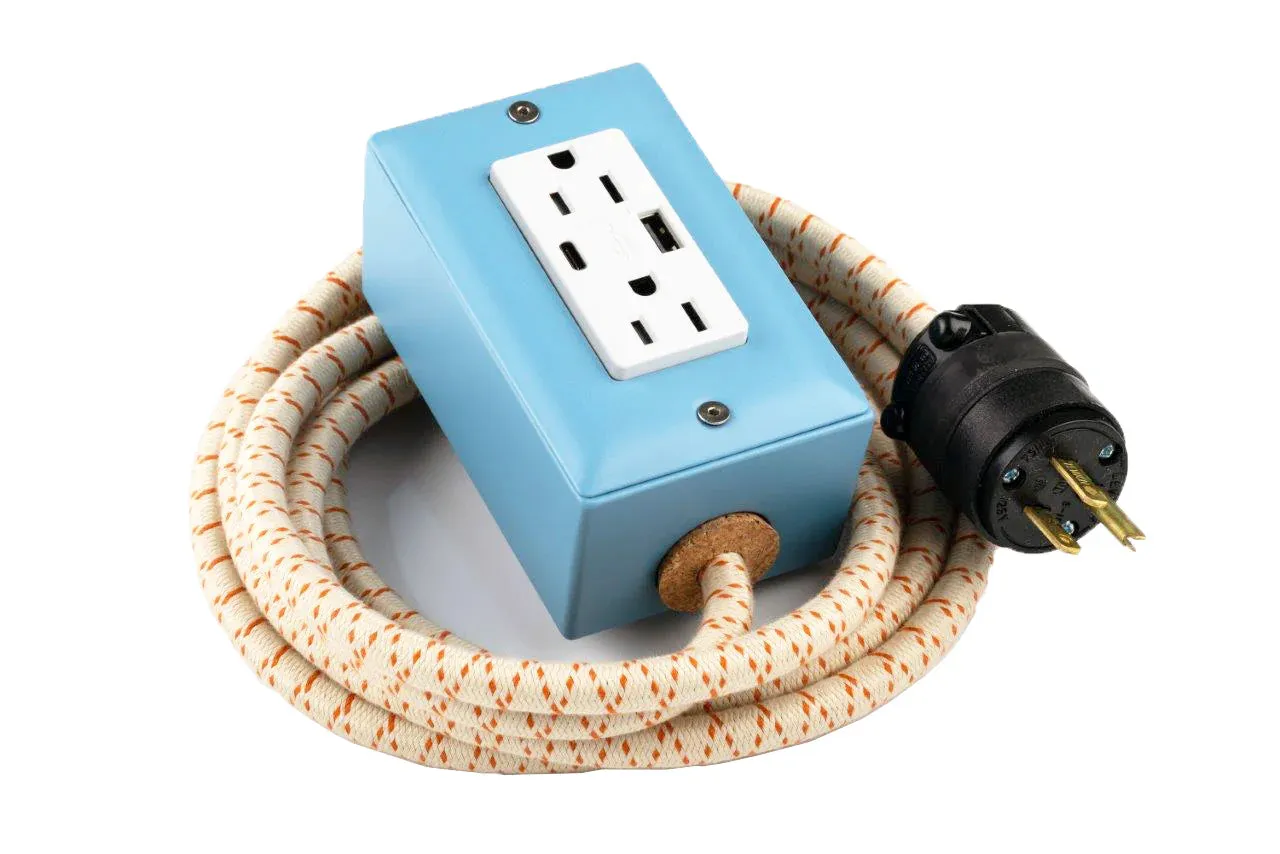 Extō in MARTHA BLUE w/6ft Natural x Orange X Pattern Extension Cord