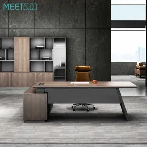 manager desk .. مكتب مدير